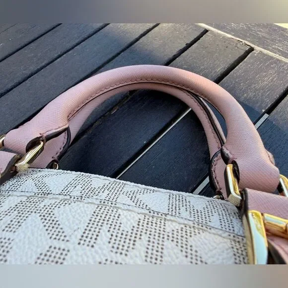 Michael Kors Ciara Satchel - Picture 7 of 13